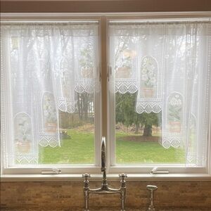 Vintage Sheer Lace Flower Pot Cafe Curtains Set of 2